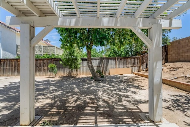 3030 Twincreek Ave, Palmdale, CA 93551 - fenced backyard with a pergola and a patio
