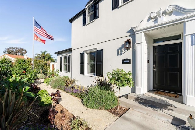 2675 Clove St, San Diego, CA 92106 - view of exterior entry featuring stucco siding