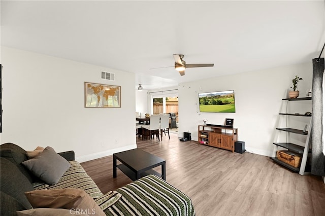 1157 Madera Ln Unit 15, Vista, CA 92084 - photo 4