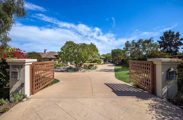 4843 La Jacaranda, Rancho Santa Fe, CA 92067 - view of gate