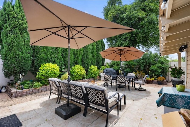 2011 W Katella Ave Unit 17, Anaheim, CA 92804 - view of patio / terrace with outdoor dining space and an outdoor hangout area