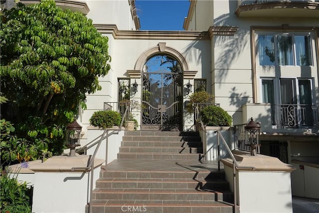 11974 Mayfield Ave Unit 1, Los Angeles, CA 90049 - photo 2