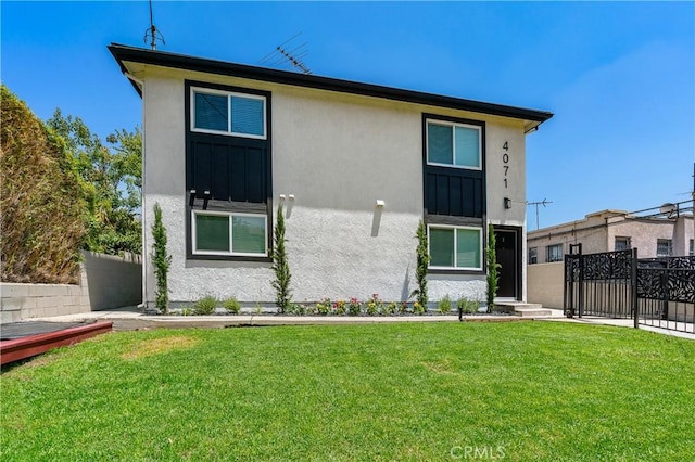 4071 Melrose Ave Unit 1, Los Angeles, CA 90029 - view of front of house with stucco siding