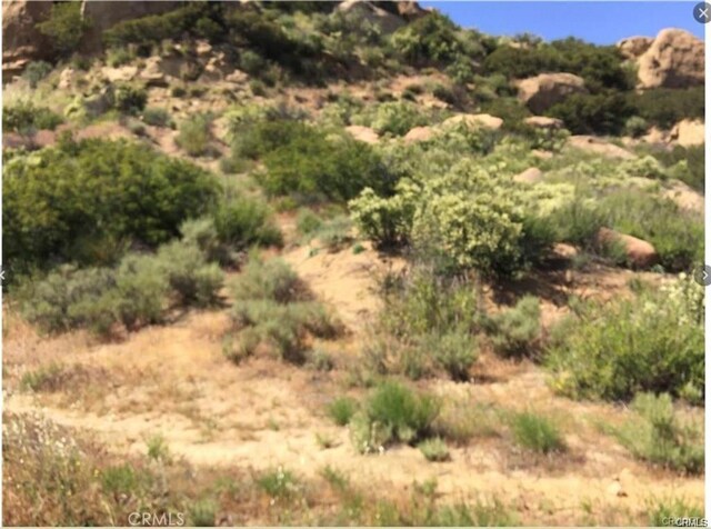 8 Thompson Ave, Chatsworth, CA 91311