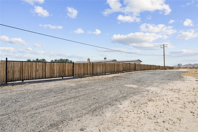 18531 E Palmdale Blvd, Palmdale, CA 93591 - view of yard