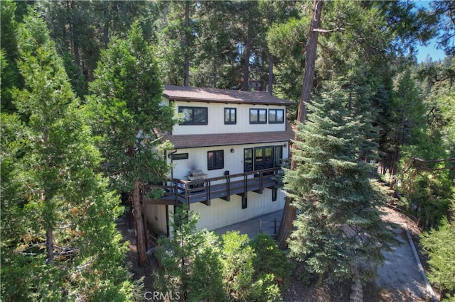 28545 Wabash Dr, Lake Arrowhead, CA 92352 - view of front facade featuring a wooded view