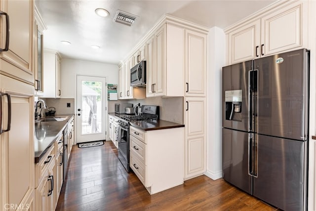5805 Bucknell Ave, Valley Village, CA 91607 - photo 13