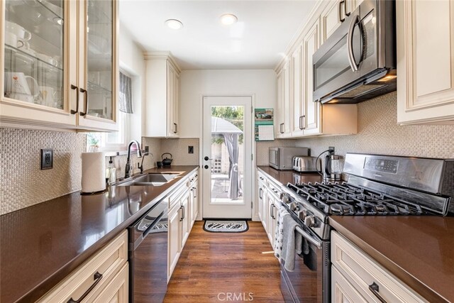 5805 Bucknell Ave, Valley Village, CA 91607 - photo 14
