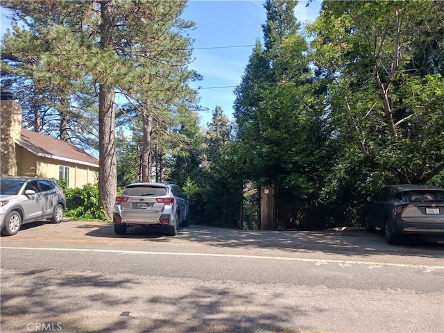 23304 Crest Forest Dr, Crestline, CA 92325 - view of front of home featuring uncovered parking