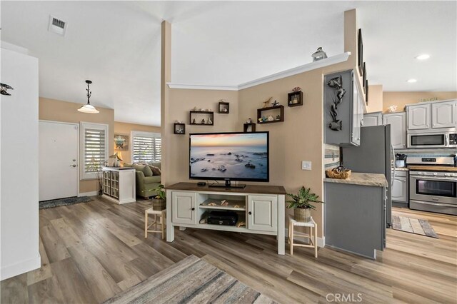 31141 Via Gilberto, Temecula, CA 92592 - living room with light wood-type flooring, baseboards, and recessed lighting