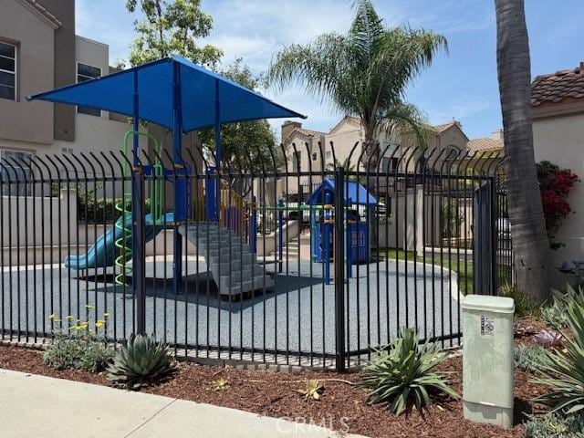19 Softwind, Aliso Viejo, CA 92656 - view of gate