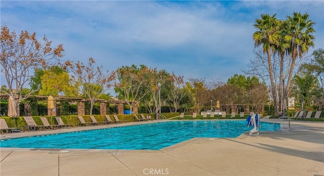 6611 Eucalyptus Ave, Chino, CA 91710 - community pool with a patio