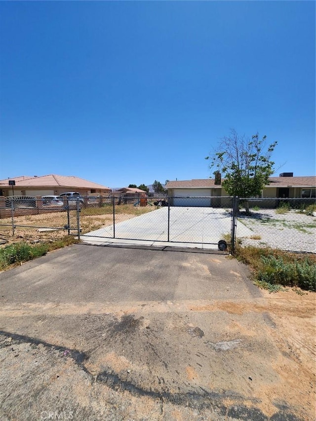 15225 Ramona Rd, Apple Valley, CA 92307 - photo 2