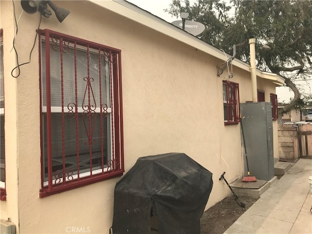 8106 San Miguel Ave, South Gate, CA 90280 - view of property exterior with stucco siding