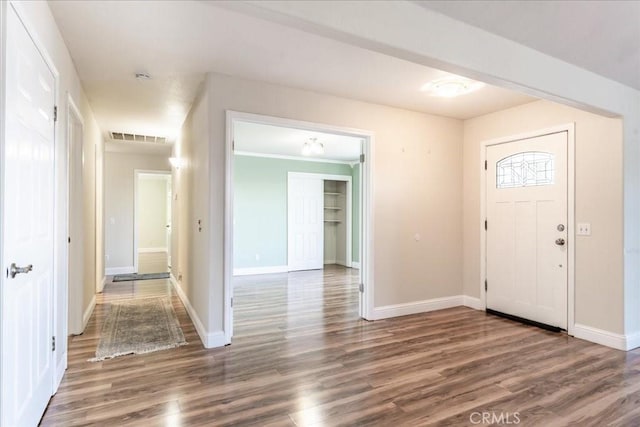 54326 Wildwood Springs Trl, North Fork, CA 93643 - entrance foyer with wood finished floors and baseboards