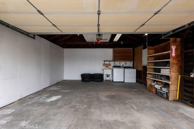 3618 Maine Ave, Long Beach, CA 90806 - garage with separate washer and dryer