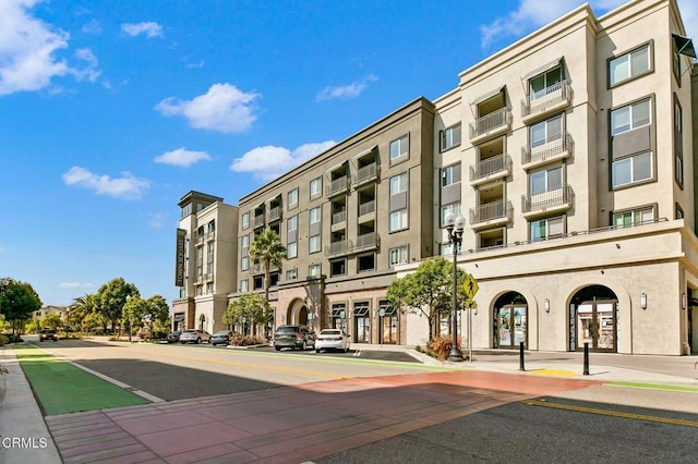 2850 Wagon Wheel Rd Unit 302, Oxnard, CA 93036 - view of apartment building / complex