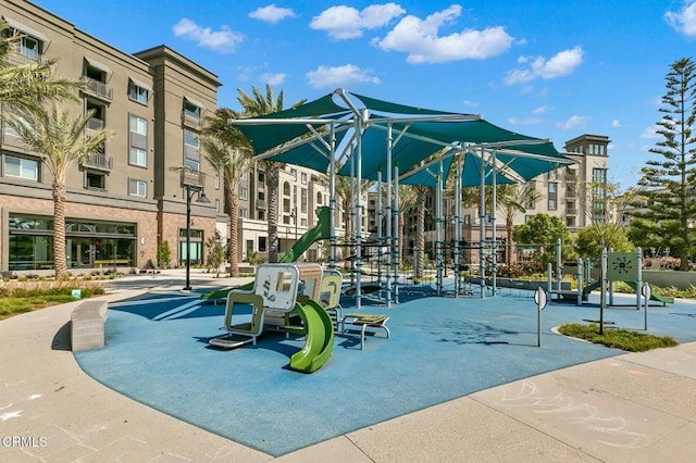 2850 Wagon Wheel Rd Unit 302, Oxnard, CA 93036 - view of community playground