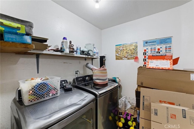 14650 Harding St, Hesperia, CA 92345 - laundry area with washing machine and clothes dryer