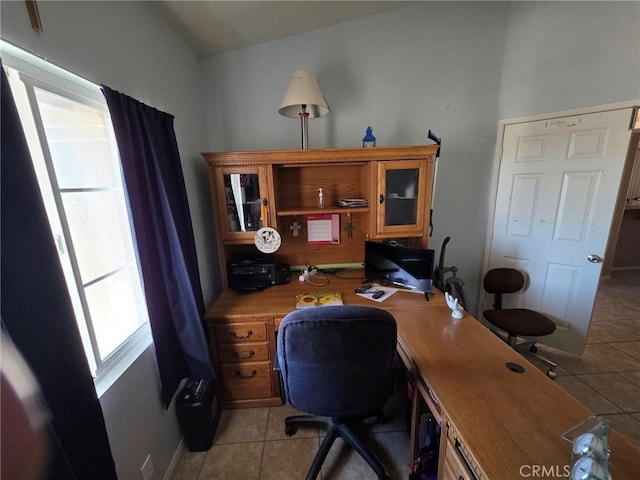 21224 Vidal Ct, Apple Valley, CA 92308 - home office featuring light tile patterned floors and baseboards