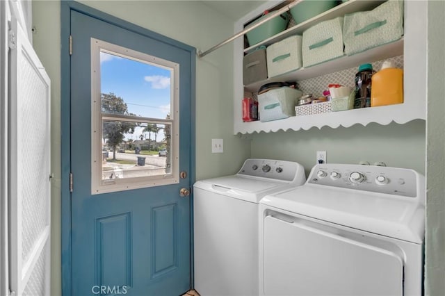 7860 La Fiesta Dr, Buena Park, CA 90620 - washroom featuring independent washer and dryer