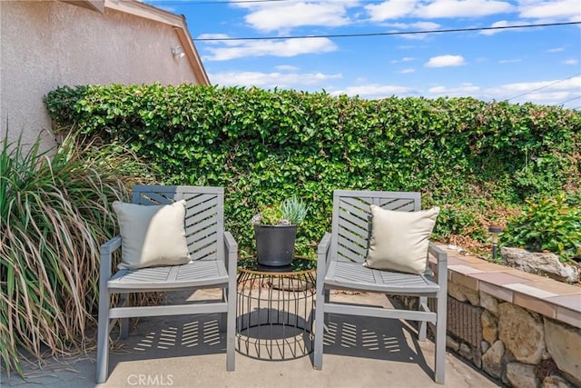 7860 La Fiesta Dr, Buena Park, CA 90620 - view of patio