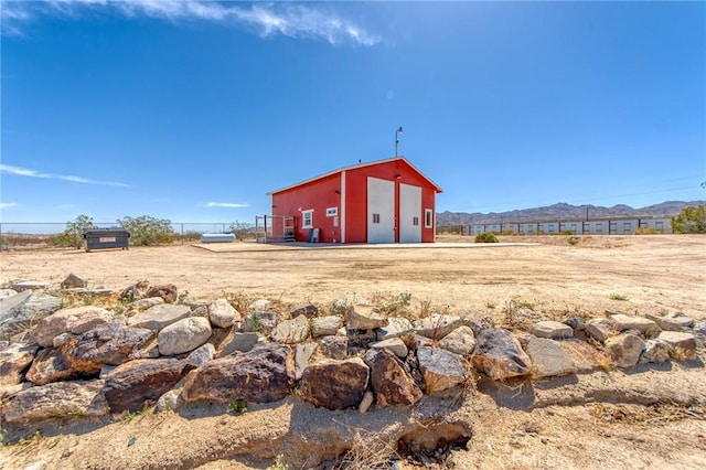 64952 Twentynine Palms Hwy, Joshua Tree, CA 92252 - view of pole building featuring a mountain view