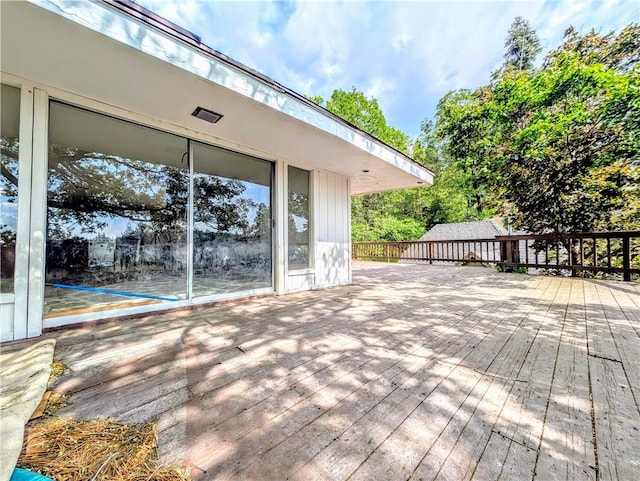 485 State Highway 173, Lake Arrowhead, CA 92352 - view of deck