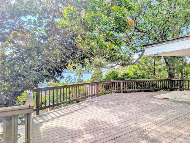 485 State Highway 173, Lake Arrowhead, CA 92352 - view of wooden deck