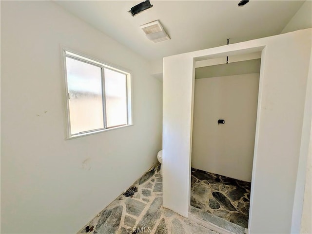 485 State Highway 173, Lake Arrowhead, CA 92352 - bathroom featuring toilet