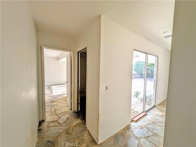 485 State Highway 173, Lake Arrowhead, CA 92352 - view of hallway