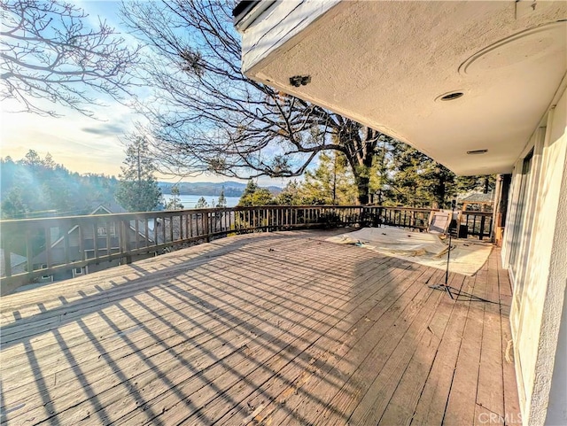 485 State Highway 173, Lake Arrowhead, CA 92352 - view of wooden deck