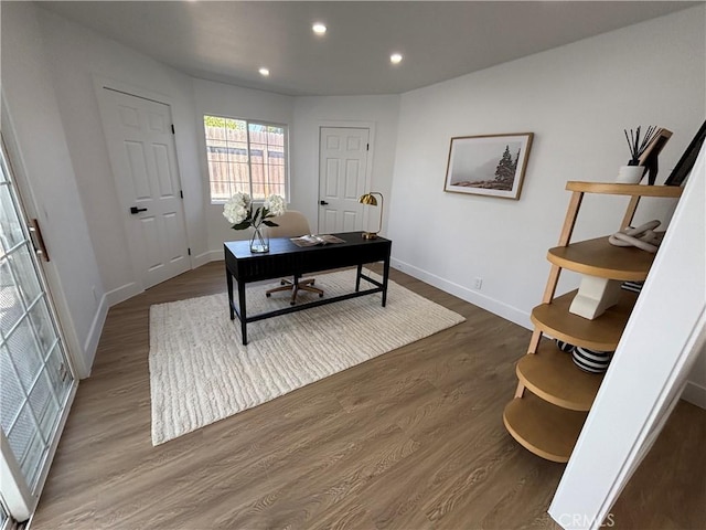 15882 Malm Cir, Huntington Beach, CA 92647 - photo 3