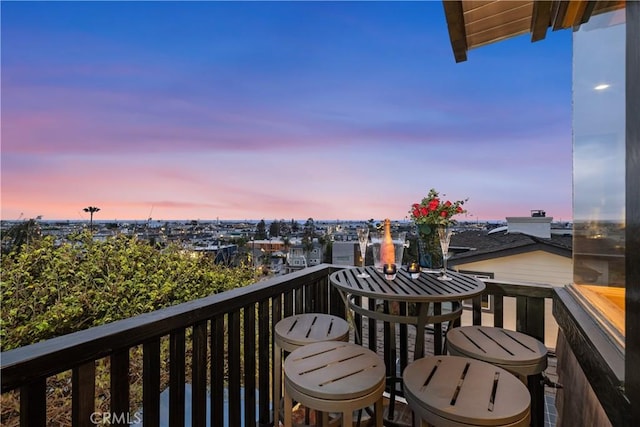 624 6th St, Manhattan Beach, CA 90266 - view of balcony