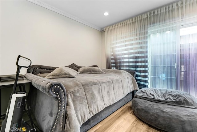 518 Hawthorne St, Glendale, CA 91204 - bedroom featuring wood finished floors and recessed lighting