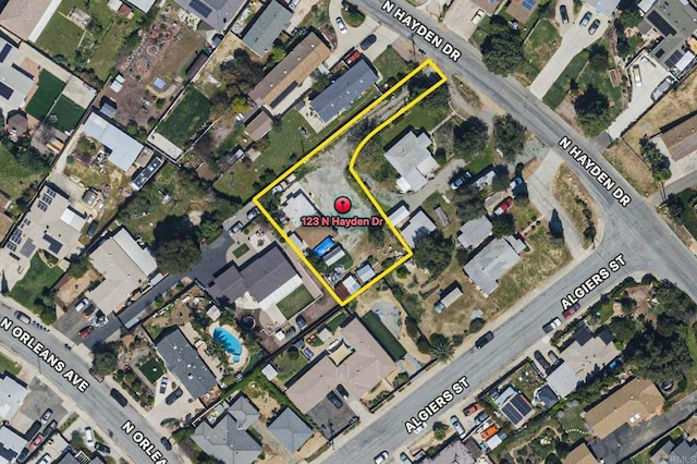 123 N Hayden Dr, Escondido, CA 92027 - map / location with property boundaries highlighted