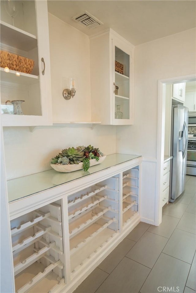 2691 Golden Ave, Long Beach, CA 90806 - bar with stainless steel fridge