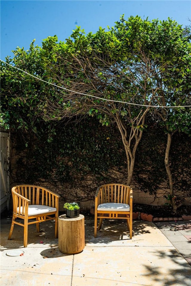 2691 Golden Ave, Long Beach, CA 90806 - wooden terrace with a patio