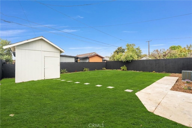 2220 Halladay St, Santa Ana, CA 92707 - view of yard with cooling unit