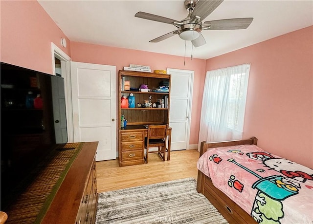 11304 Oklahoma Ave, South Gate, CA 90280 - bedroom featuring light wood-type flooring and a ceiling fan