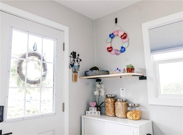 11304 Oklahoma Ave, South Gate, CA 90280 - bar featuring washer / clothes dryer and healthy amount of natural light