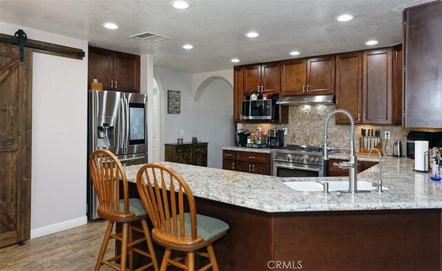 14388 Musgrave Rd, Oak Hills, CA 92344 - photo 33