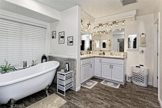 14388 Musgrave Rd, Oak Hills, CA 92344 - photo 13