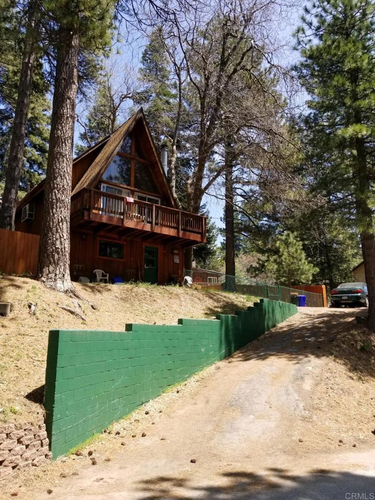 31450 Oceanview Dr, Running Springs, CA 92382 - view of front of house featuring a deck