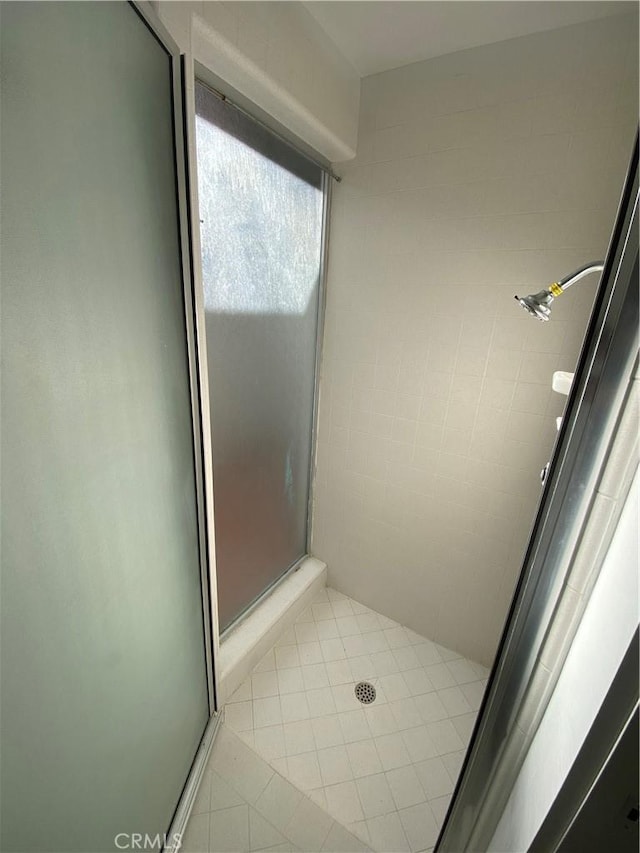 54858 Martinez Trl, Yucca Valley, CA 92284 - full bathroom featuring a shower stall and tile patterned floors