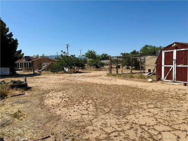 17798 Cherry St, Hesperia, CA 92345 - view of yard