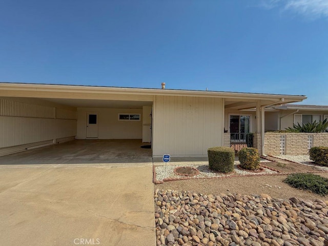 25620 Cherry Hills Blvd, Menifee, CA 92586 - view of front facade featuring an attached carport and concrete driveway