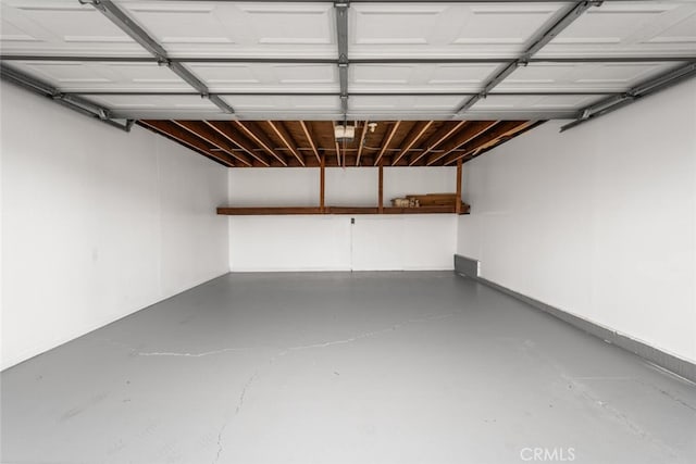 3721 Country Club Dr Unit 18, Long Beach, CA 90807 - view of garage