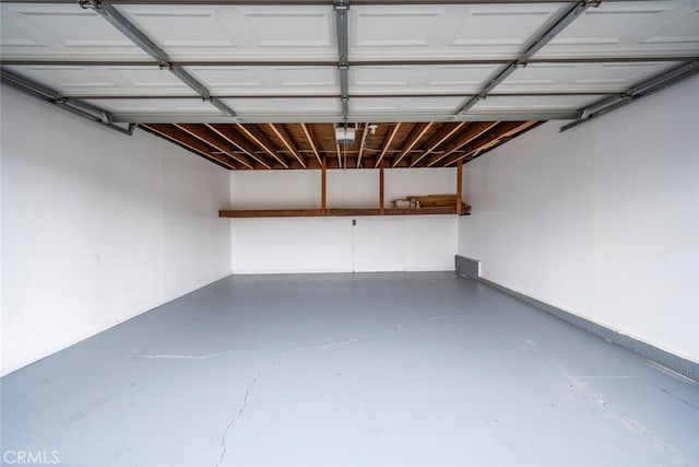 3721 Country Club Dr Unit 18, Long Beach, CA 90807 - garage with baseboards