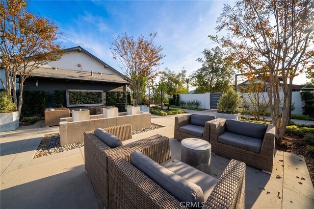 142 Juniper Dr, Rancho Mission Viejo, CA 92694 - view of patio featuring an outdoor hangout area